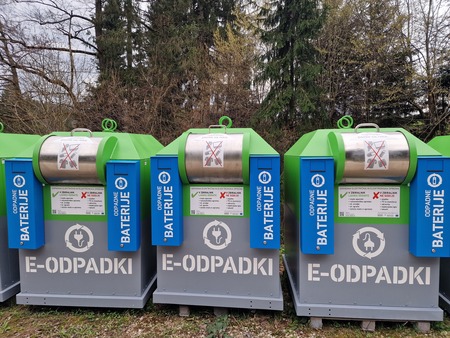 prenovljeni ulični zbiralniki