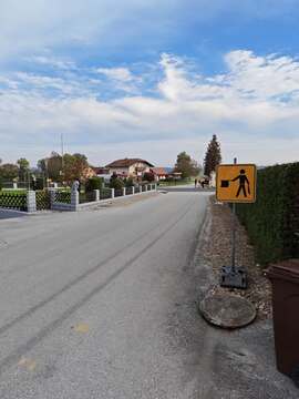 Cestišče, priprava za pločnik